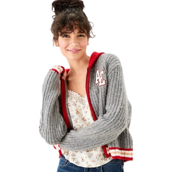 American Eagle Cropped Varsity Zip Up Cardigan Sweater S Gray Red Preppy NWOT - Picture 1 of 10